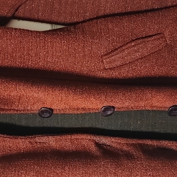 Red jacket/cardigan - Picture 2 of 4